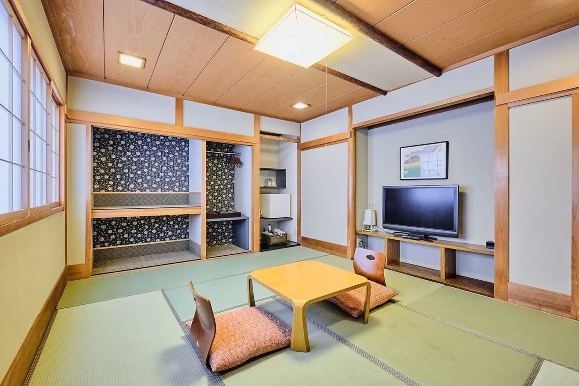 Kyoya Ryokan Nagoya Exterior photo