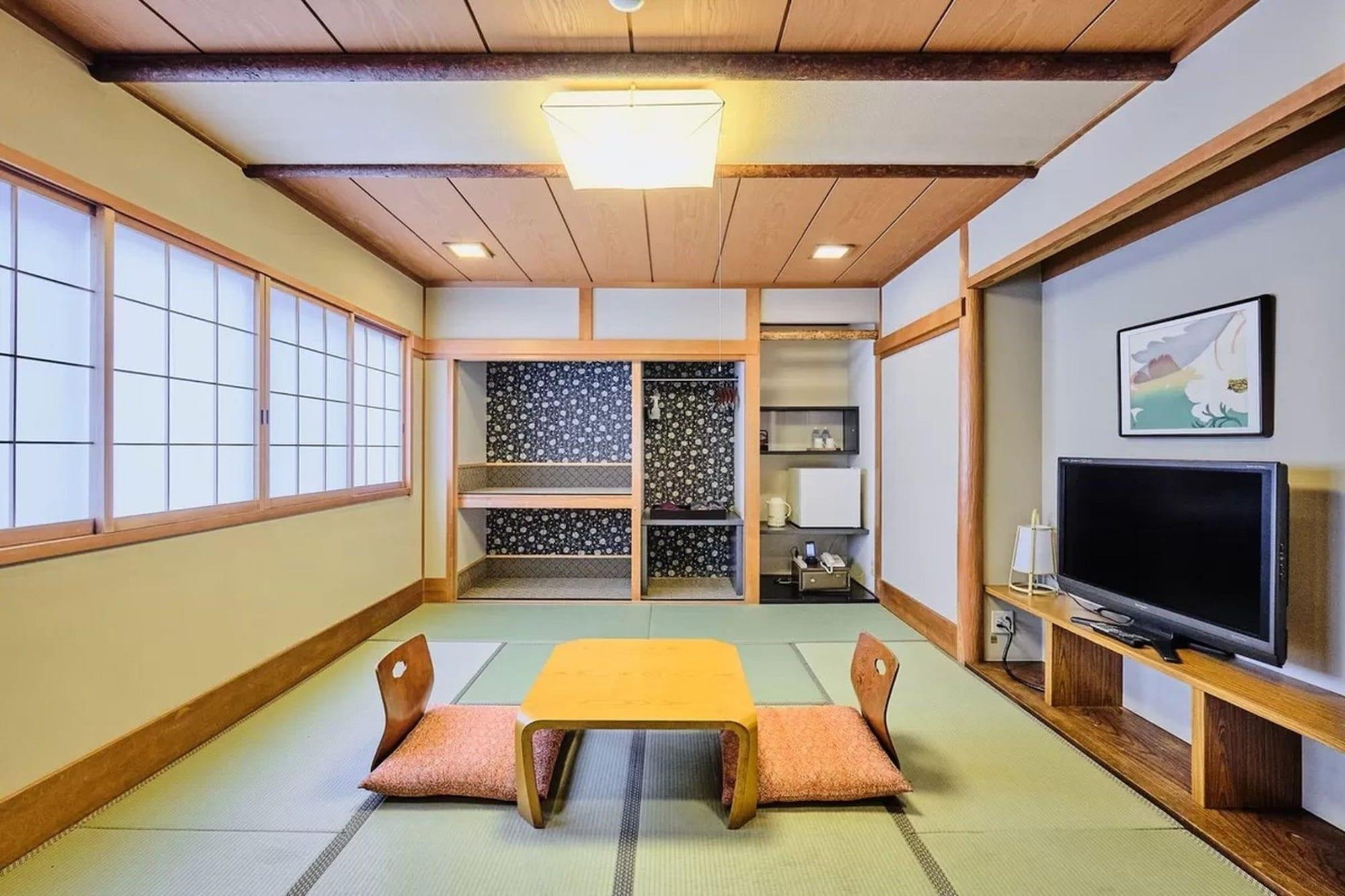 Kyoya Ryokan Nagoya Exterior photo