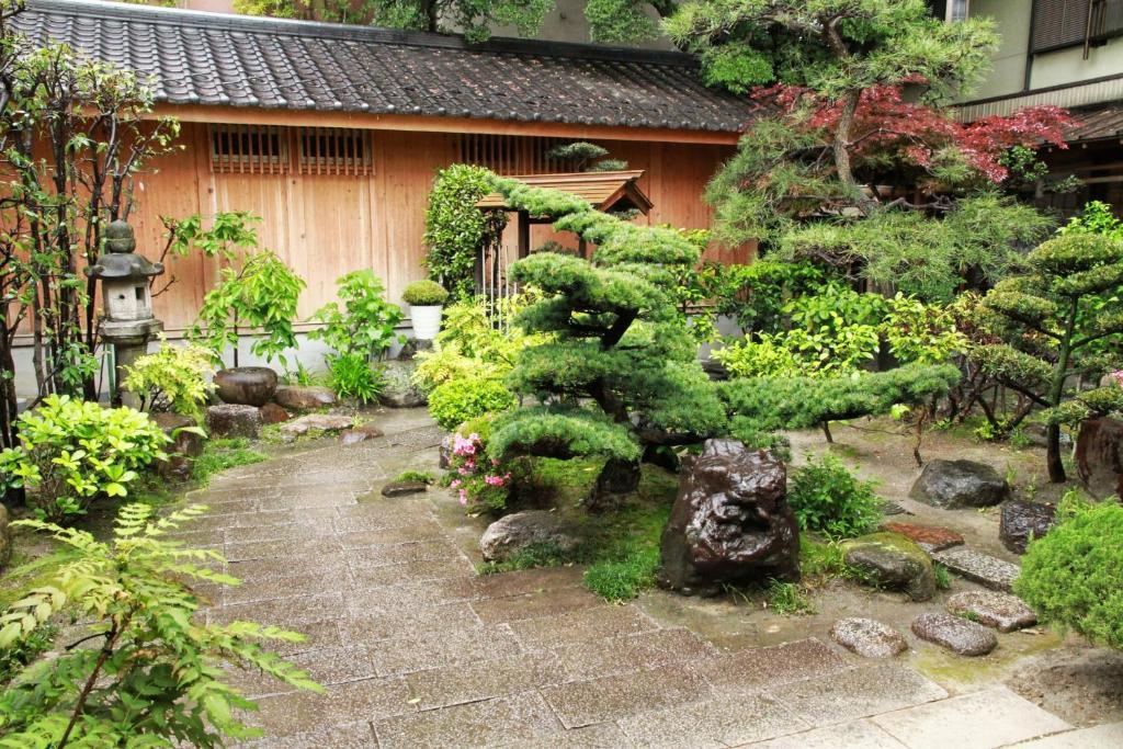 Kyoya Ryokan Nagoya Exterior photo